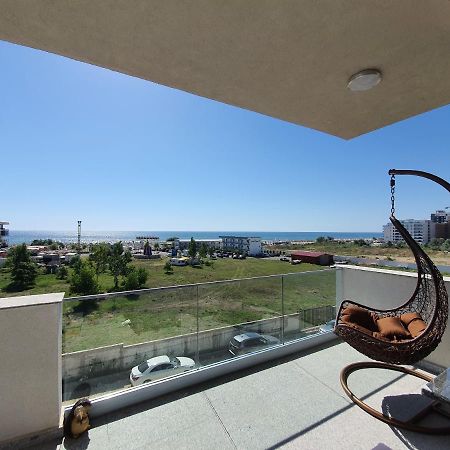 Apartament Lux Eika Navodari Bagian luar foto