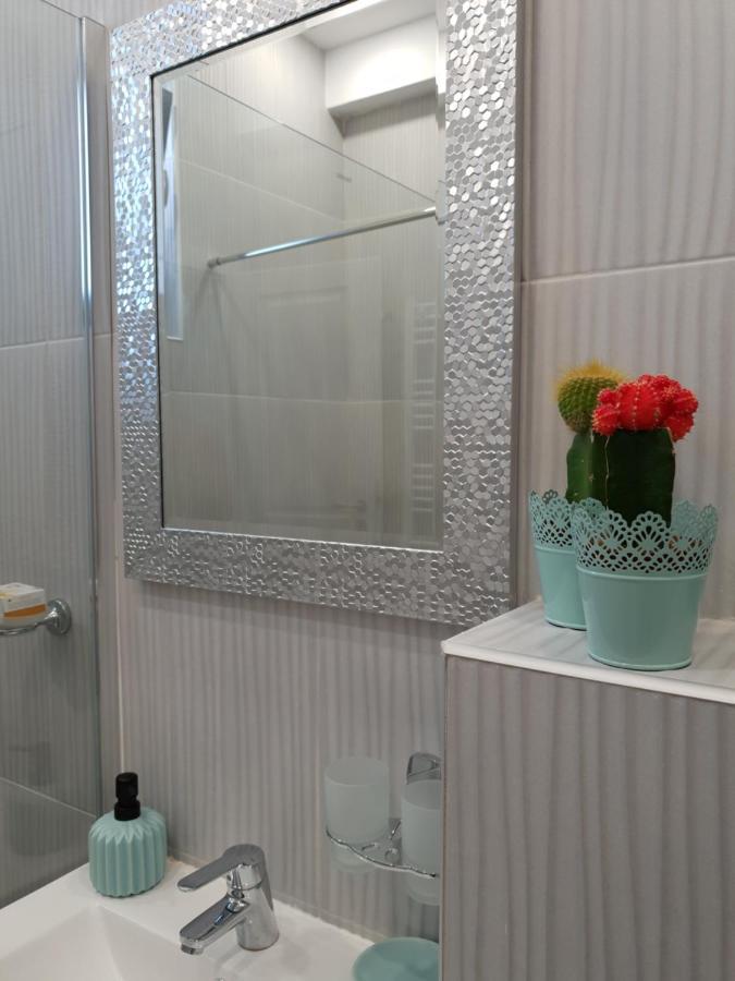 Apartament Lux Eika Navodari Bagian luar foto