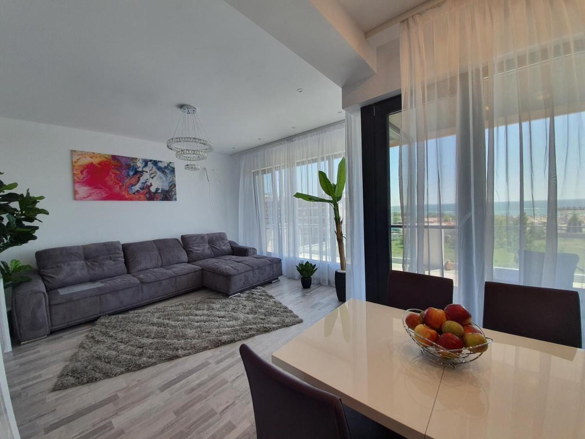 Apartament Lux Eika Navodari Bagian luar foto